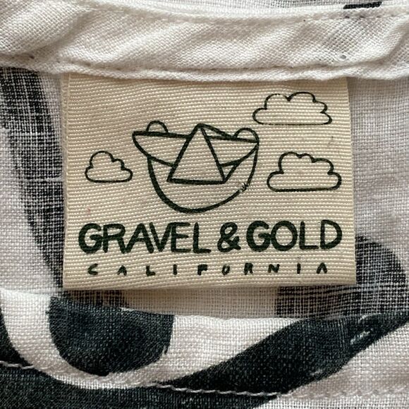 Gravel & Gold White/ Green Linen Boobs Print Taurus Top Size Small - Picture 12 of 14